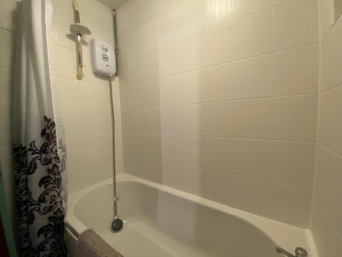 Serene 4Br In Harborne Close To Qe Hospital, Harborne Centre 버밍엄 외부 사진