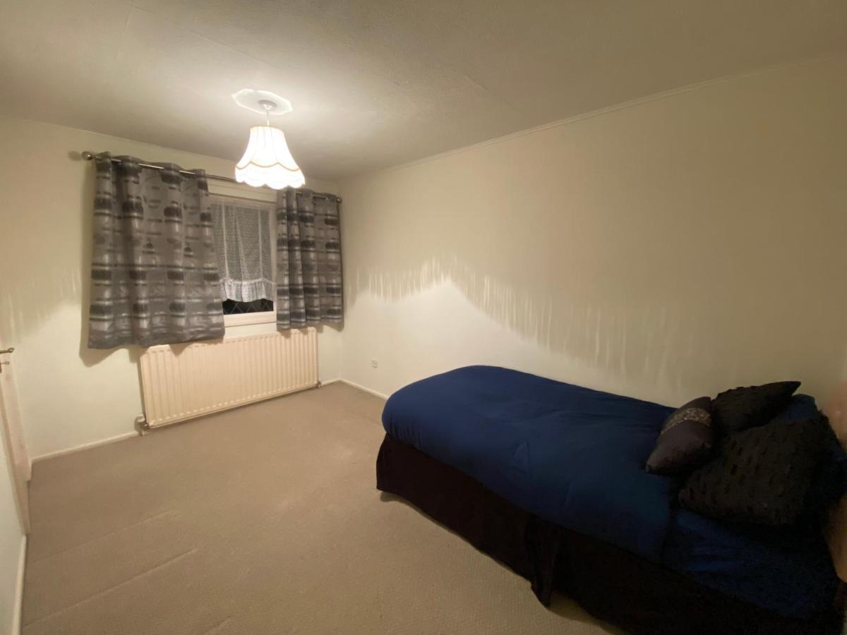 Serene 4Br In Harborne Close To Qe Hospital, Harborne Centre 버밍엄 외부 사진