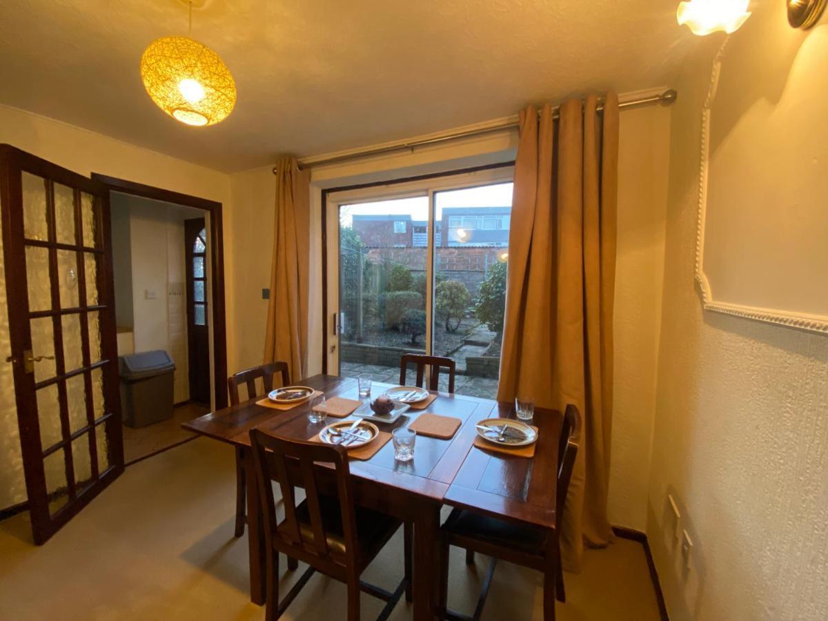 Serene 4Br In Harborne Close To Qe Hospital, Harborne Centre 버밍엄 외부 사진