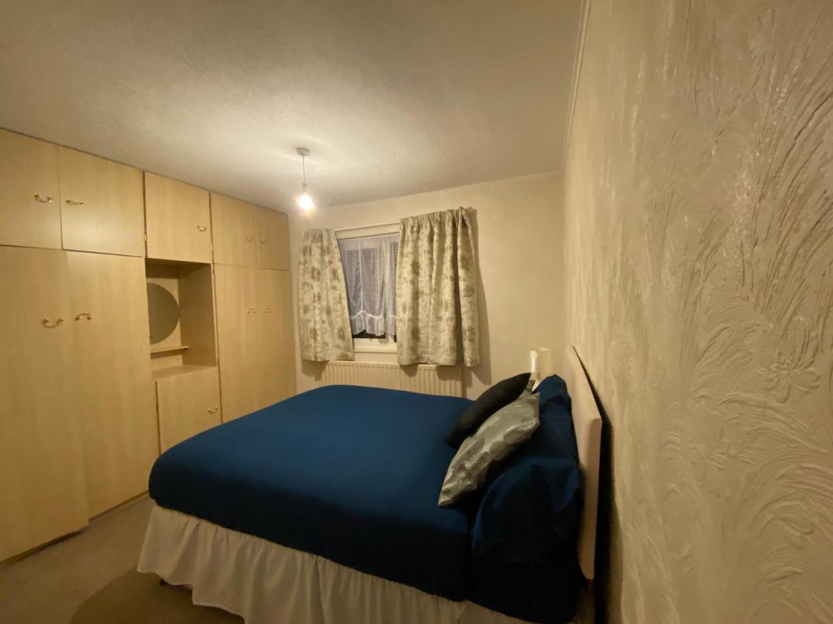 Serene 4Br In Harborne Close To Qe Hospital, Harborne Centre 버밍엄 외부 사진