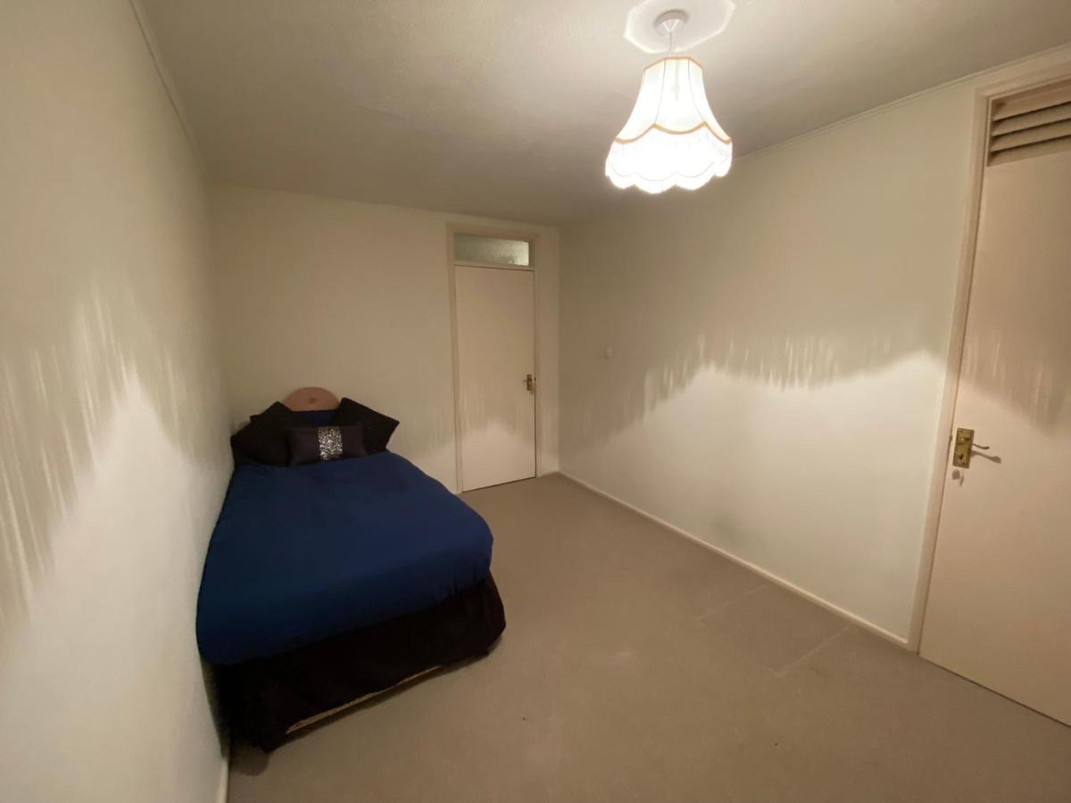 Serene 4Br In Harborne Close To Qe Hospital, Harborne Centre 버밍엄 외부 사진