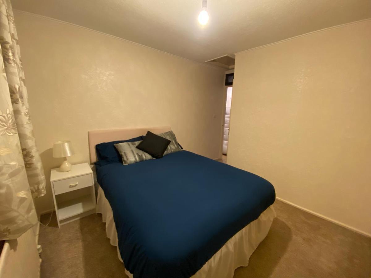 Serene 4Br In Harborne Close To Qe Hospital, Harborne Centre 버밍엄 외부 사진